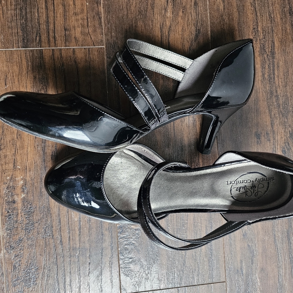 Life Stride Simply Comfort size 10 black strappy heels